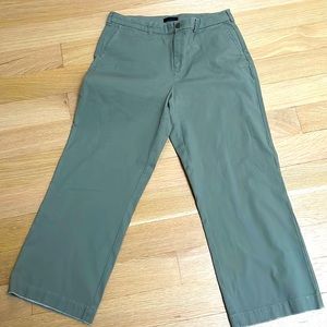 ATM cotton pants in olive green. Size 4